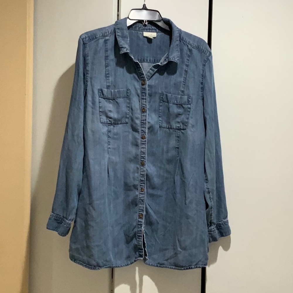 J. Jill Denim button up top - 100% Tencel, Size XL
